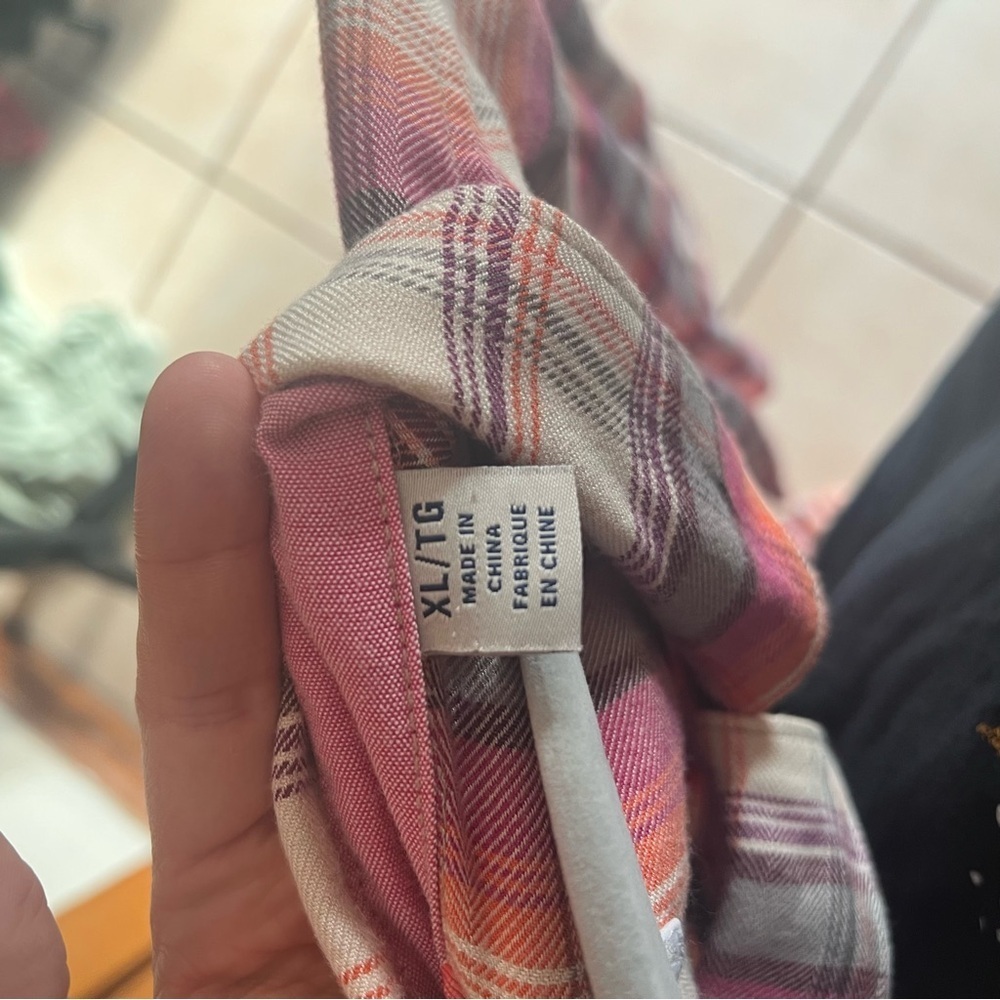Tommy Bahama Red and White Casual Button Down Shirt - Picture 5 of 5